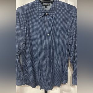 Banana Republic Slim Fit Large Button up Shirt